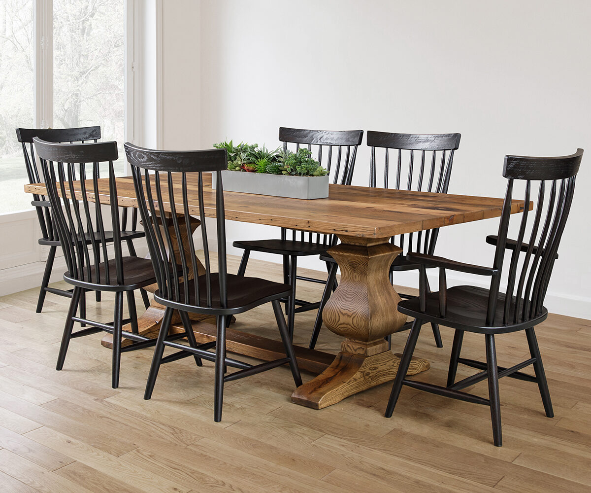 Williamsburg Dining Collection