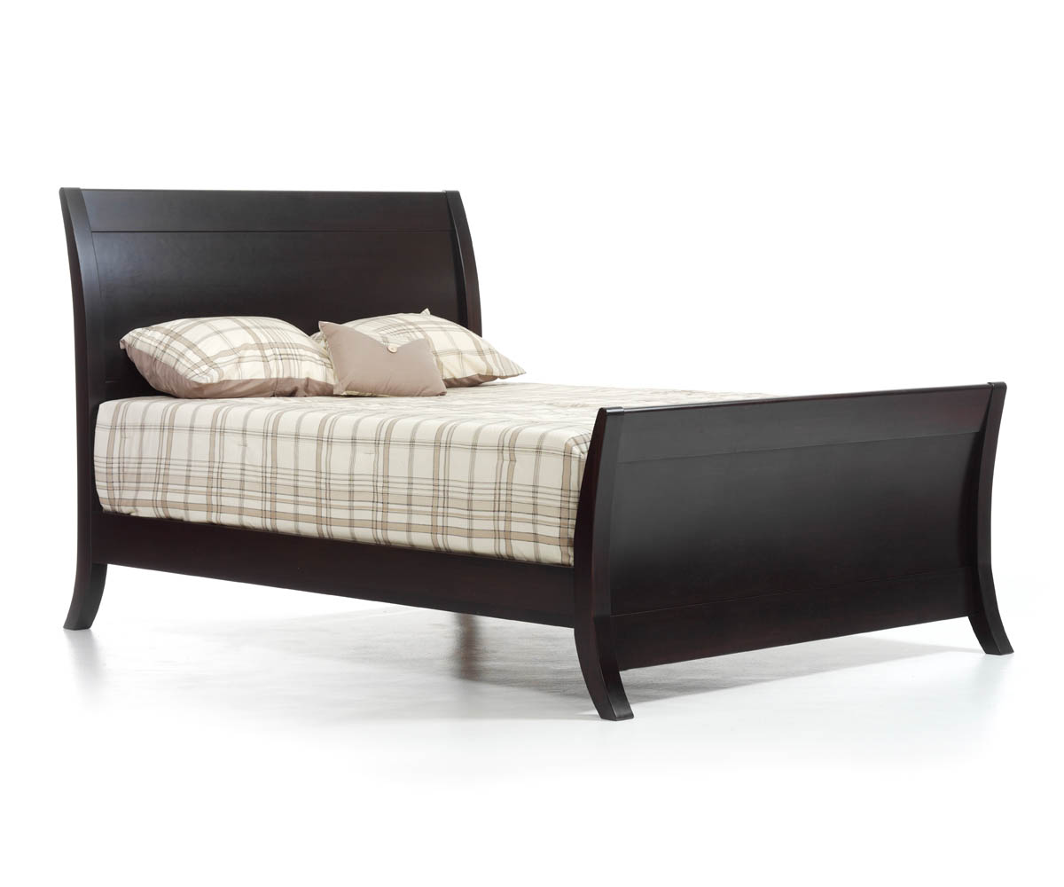 Manhattan Sleigh Bed With Curved Panel