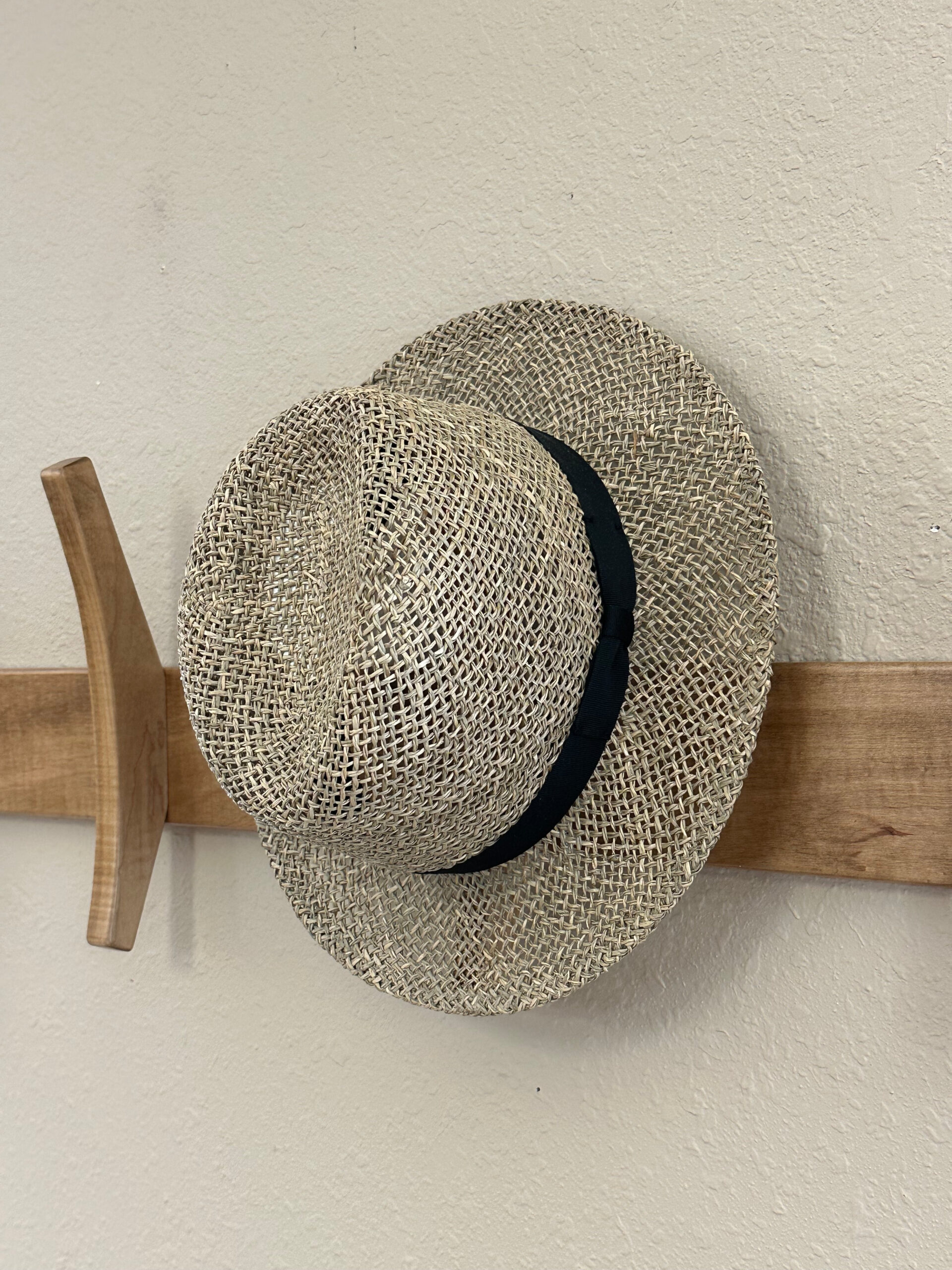 Twisted Seagrass Amish Hat